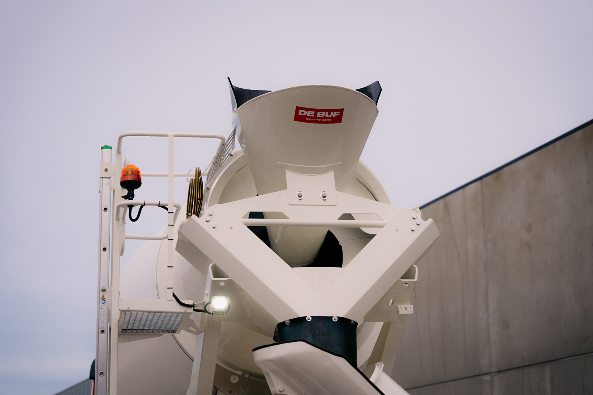 20251219 DEBUFMIXER 18